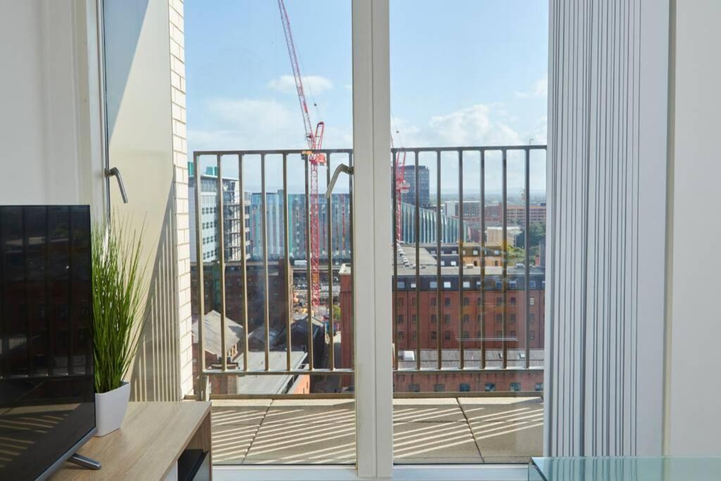 Stunning Apartment - Private Parking - Stadium Views Manchester Exterior foto